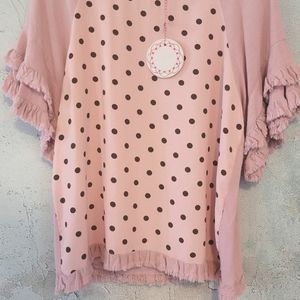 Umgee rose polka dot top